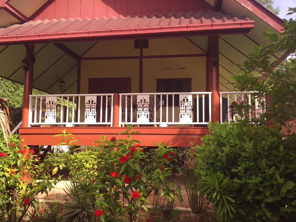 Ban Sabai Sabai Guest House Kancsanaburi Kültér fotó