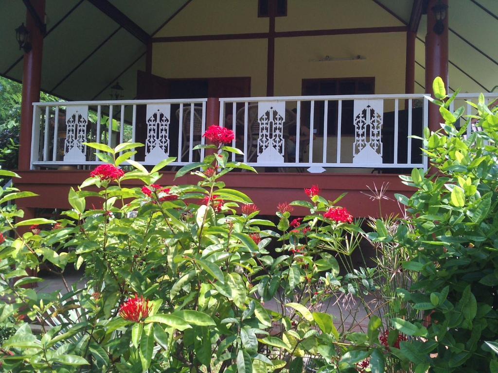 Ban Sabai Sabai Guest House Kancsanaburi Kültér fotó