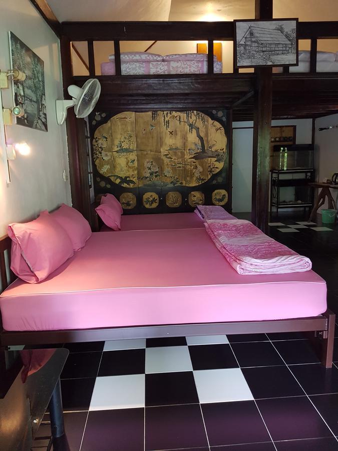 Ban Sabai Sabai Guest House Kancsanaburi Kültér fotó