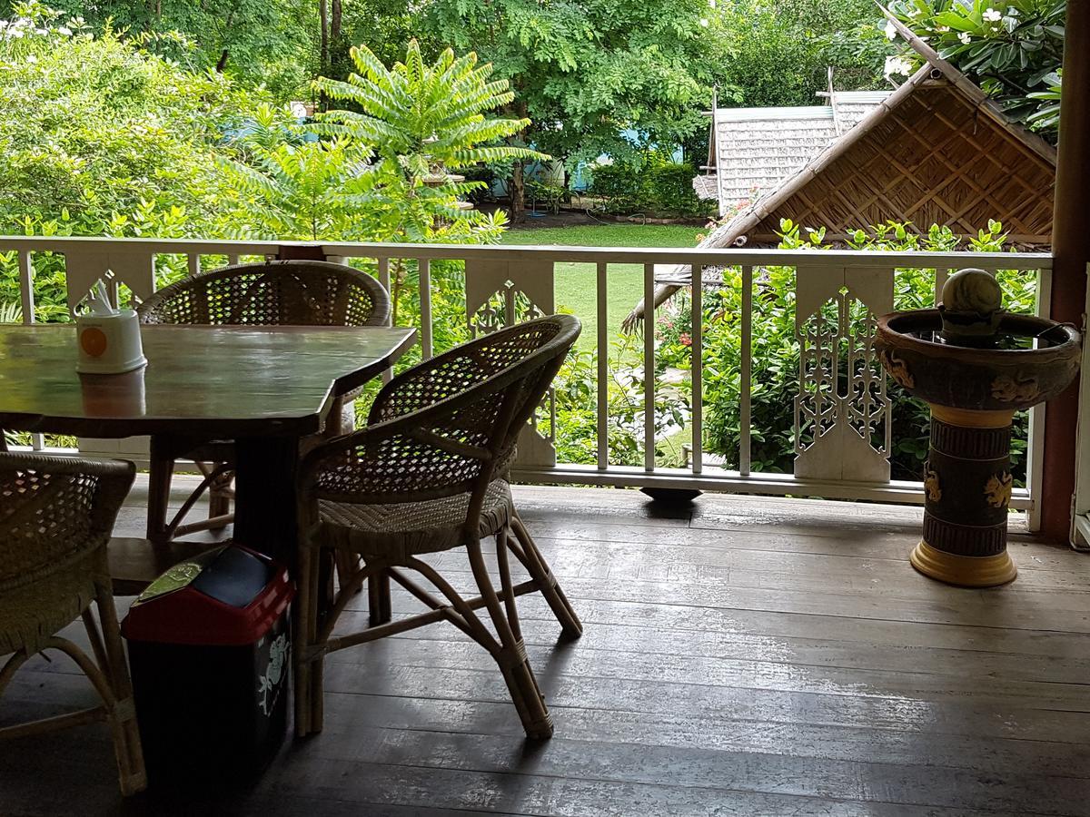 Ban Sabai Sabai Guest House Kancsanaburi Kültér fotó